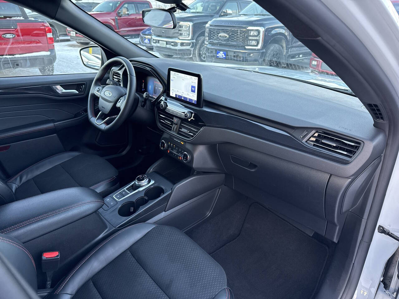 2025 Ford Escape ST Line Select AWD 4dr SUV