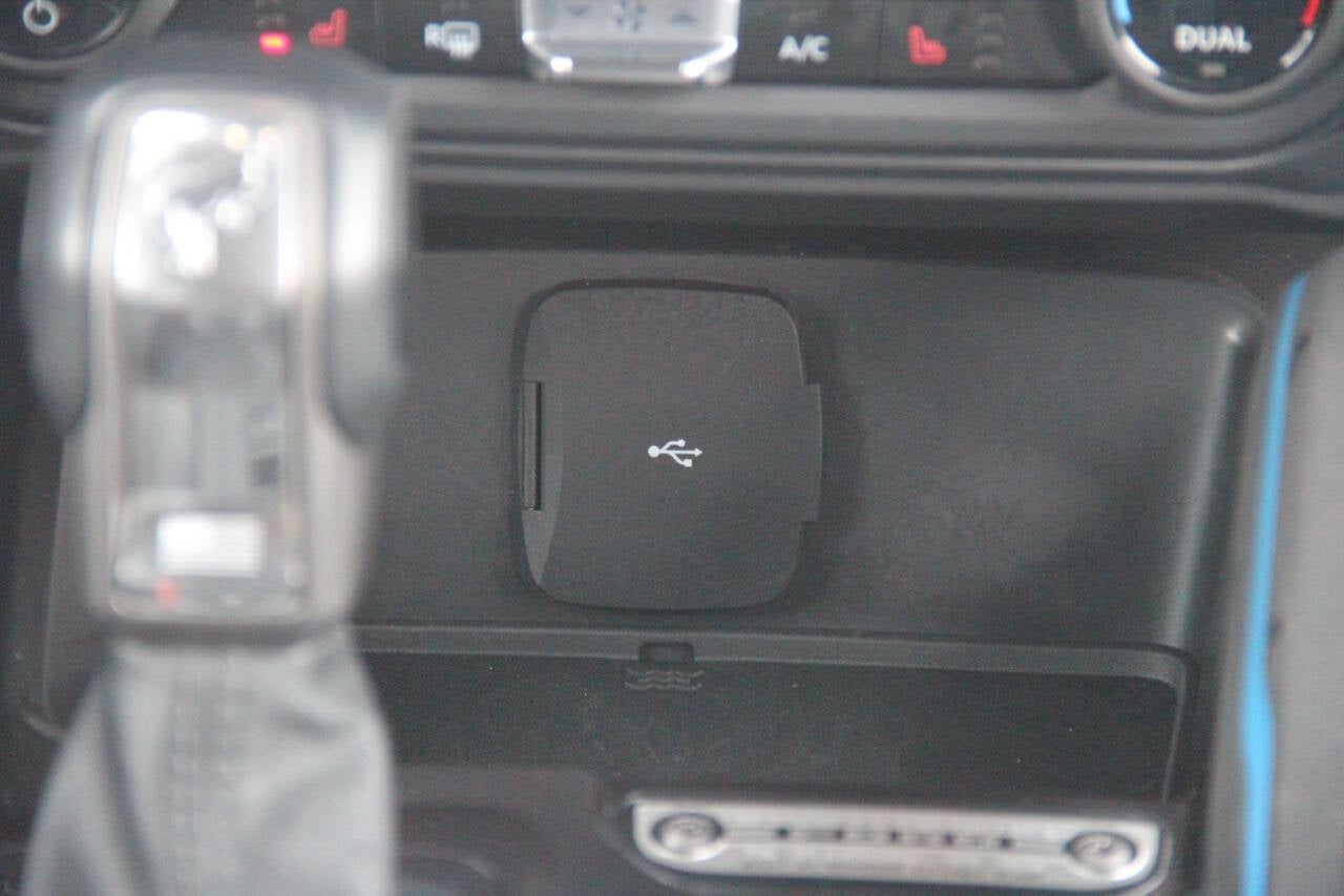 2024 Ford Bronco Black Diamond 4x4 4dr SUV