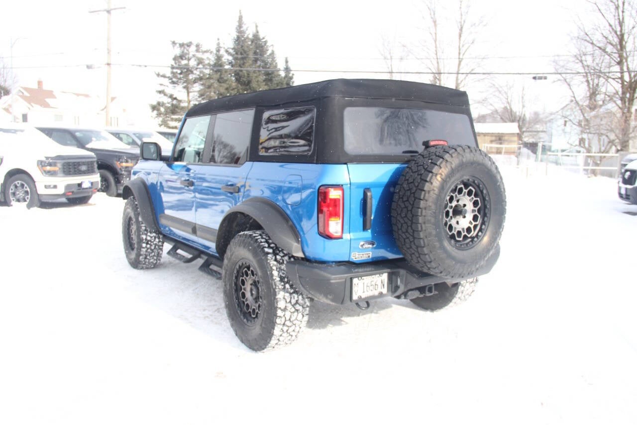 2024 Ford Bronco Black Diamond 4x4 4dr SUV