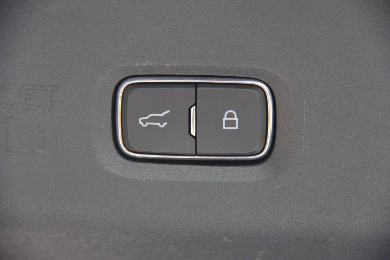 2025 Ford Expedition MAX Active 4x4 4dr SUV