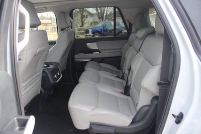 2025 Ford Expedition MAX Active 4x4 4dr SUV