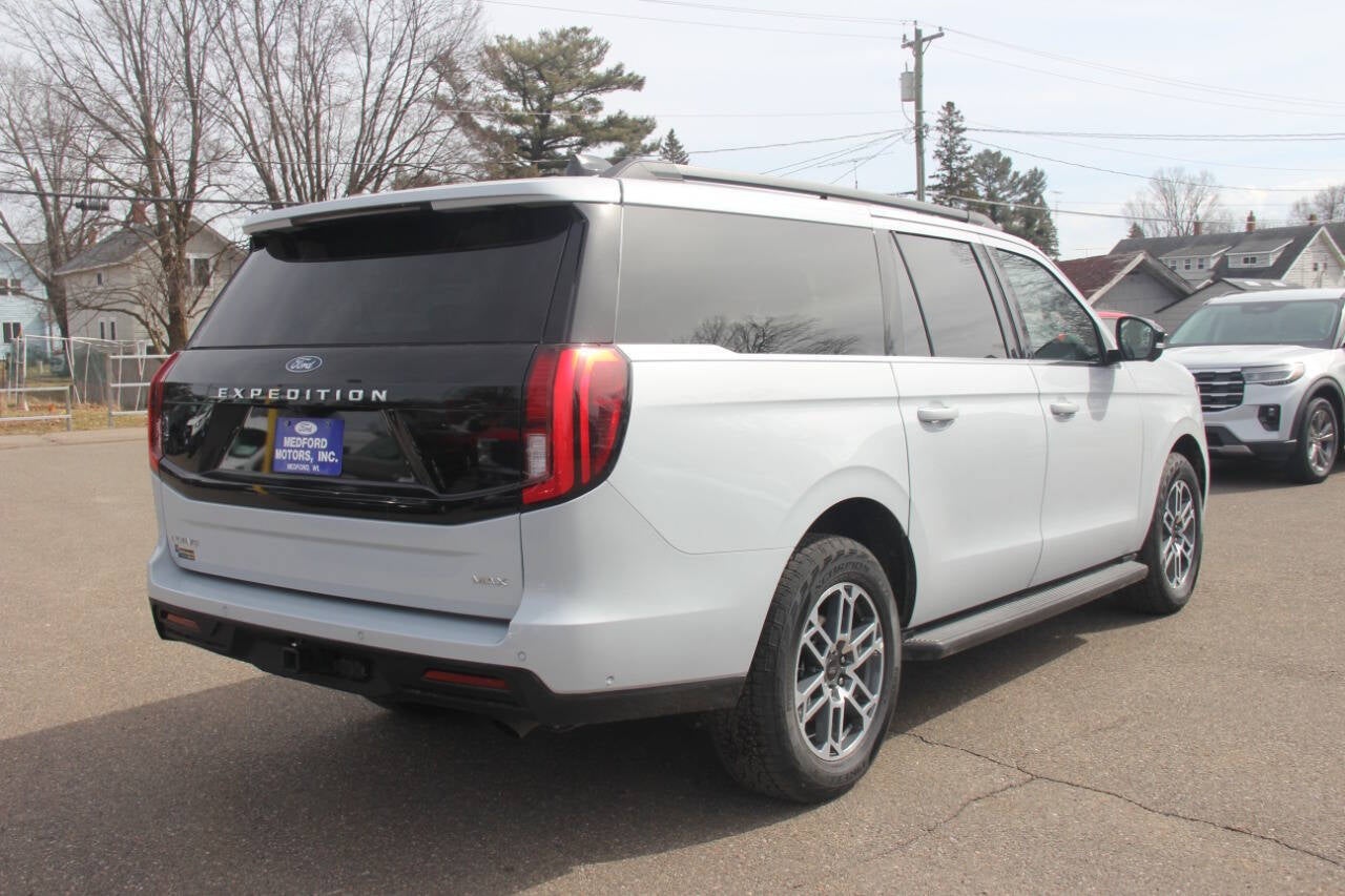 2025 Ford Expedition MAX Active 4x4 4dr SUV