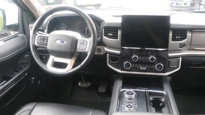 2023 Ford Expedition MAX XLT 4x4 4dr SUV