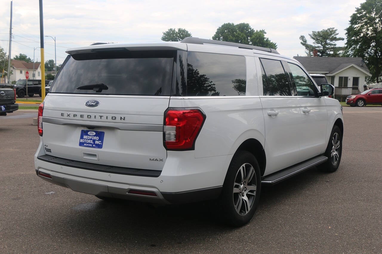 2023 Ford Expedition MAX XLT 4x4 4dr SUV
