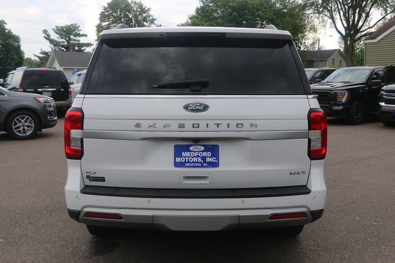 2023 Ford Expedition MAX XLT 4x4 4dr SUV