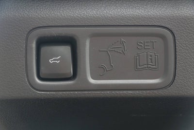 2023 Ford Expedition MAX XLT 4x4 4dr SUV