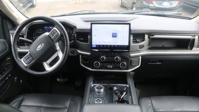 2023 Ford Expedition MAX XLT 4x4 4dr SUV