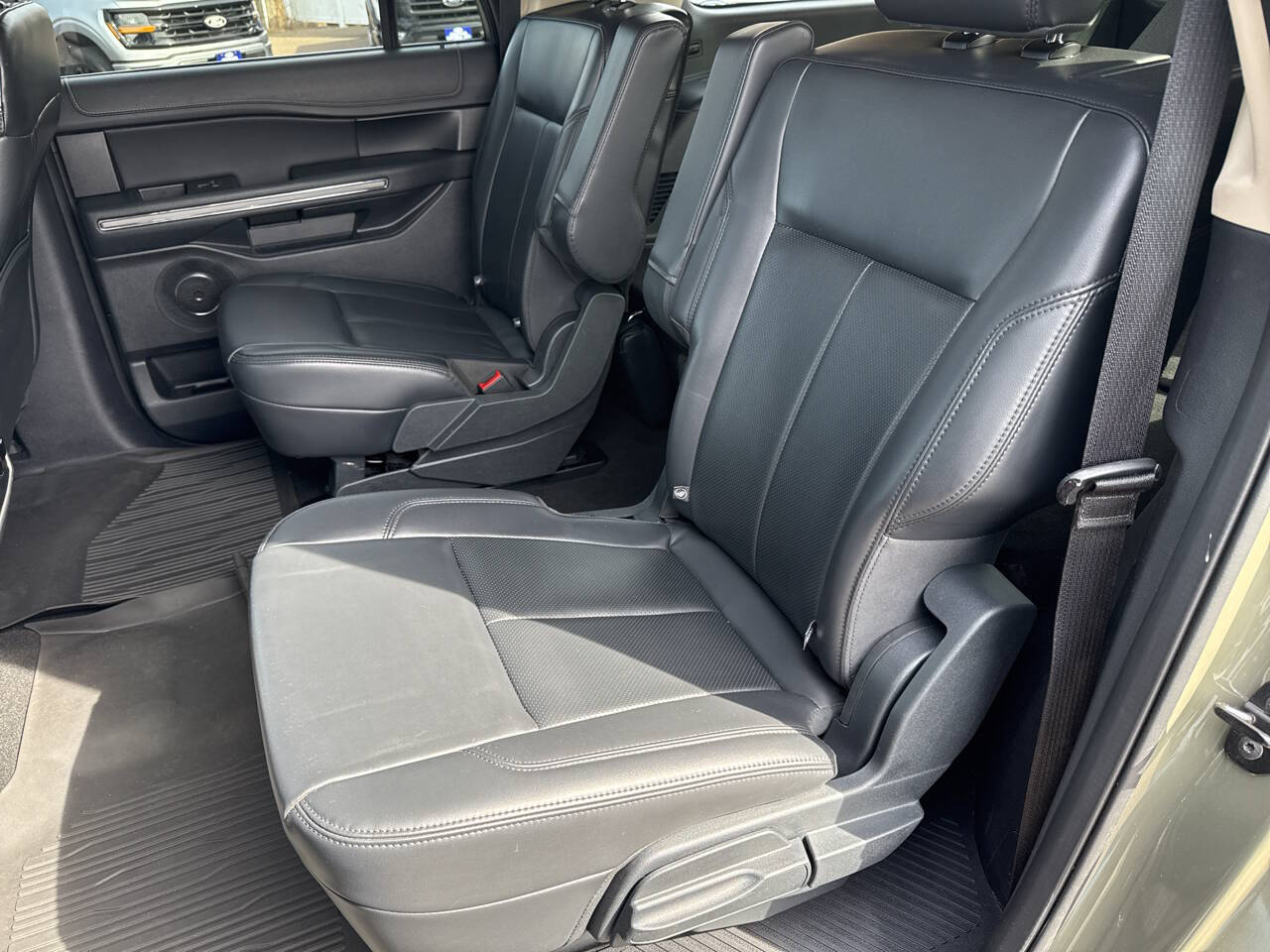 2024 Ford Expedition MAX XLT 4x4 4dr SUV