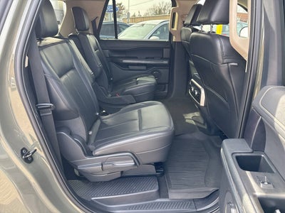 2024 Ford Expedition MAX XLT 4x4 4dr SUV