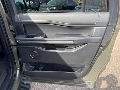 2024 Ford Expedition MAX XLT 4x4 4dr SUV