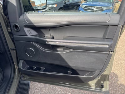 2024 Ford Expedition MAX XLT 4x4 4dr SUV