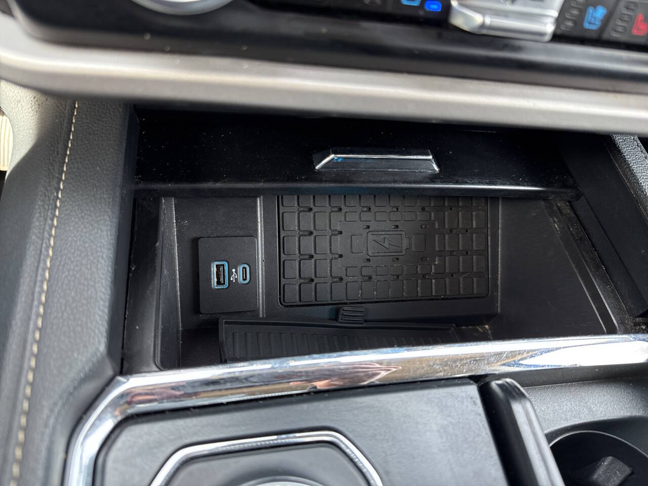 2024 Ford Expedition MAX XLT 4x4 4dr SUV