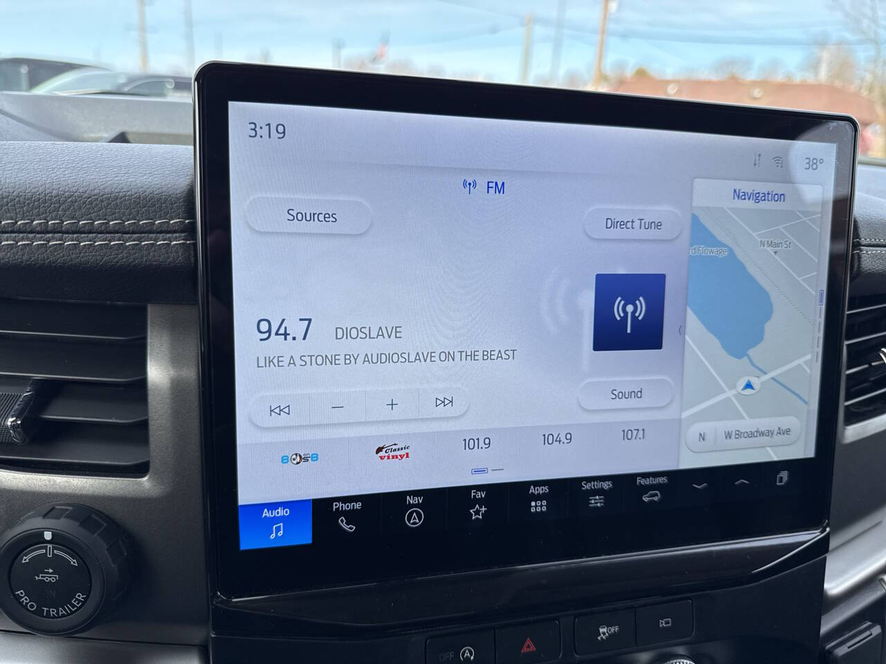 2024 Ford Expedition MAX XLT 4x4 4dr SUV