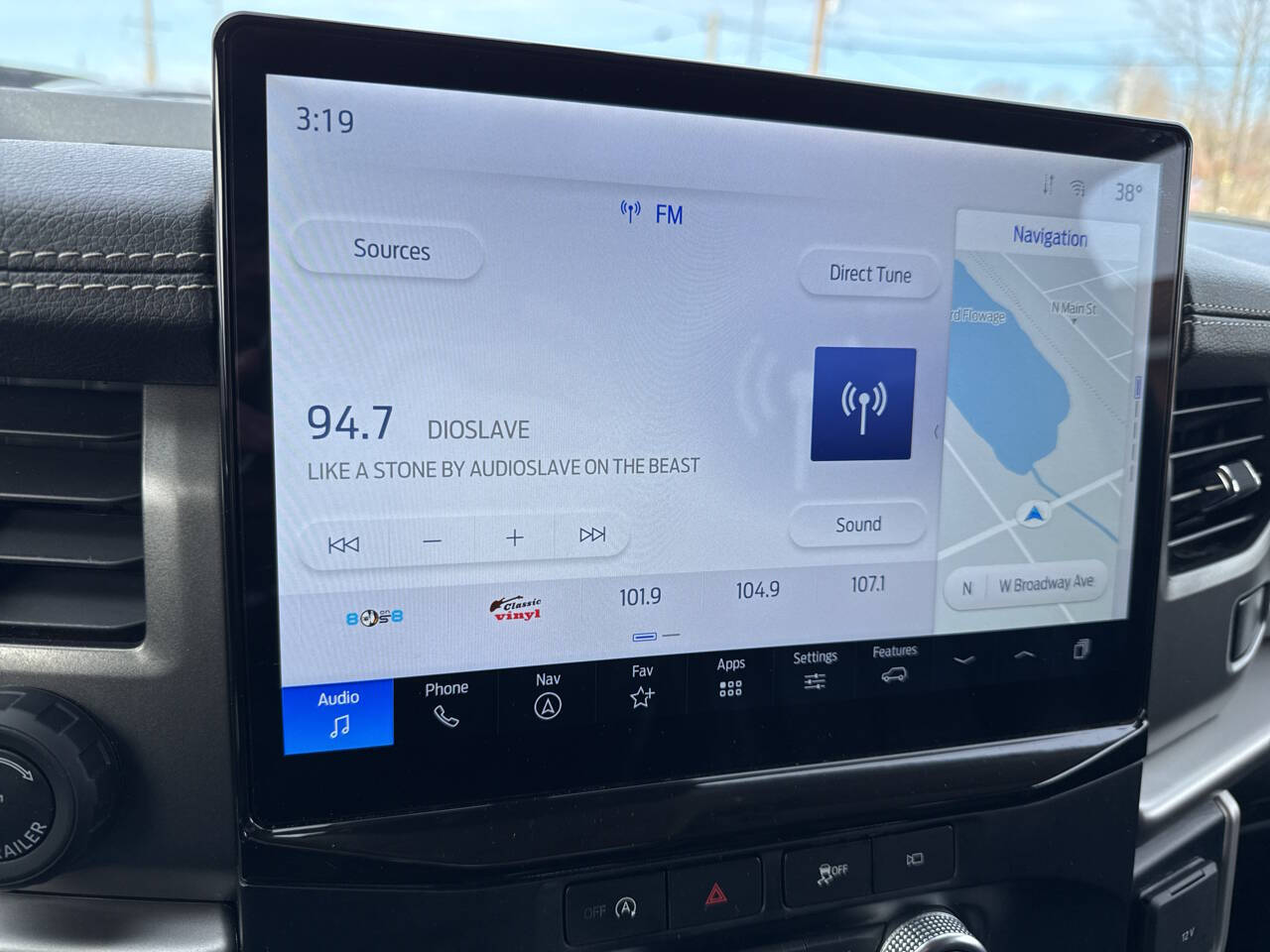 2024 Ford Expedition MAX XLT 4x4 4dr SUV