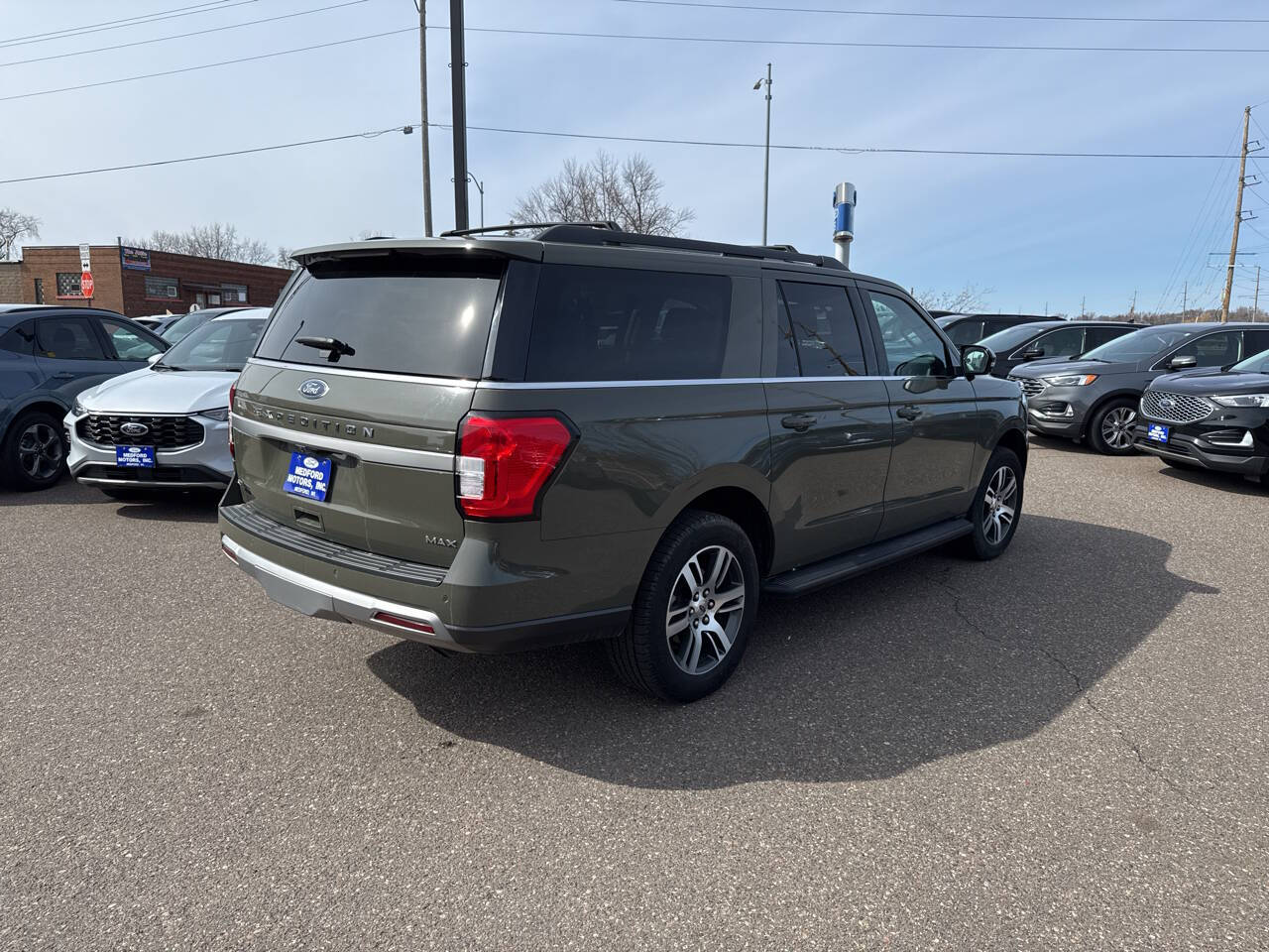 2024 Ford Expedition MAX XLT 4x4 4dr SUV
