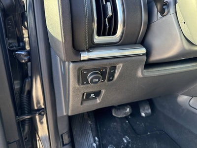 2025 Ford Expedition MAX Platinum 4x4 4dr SUV