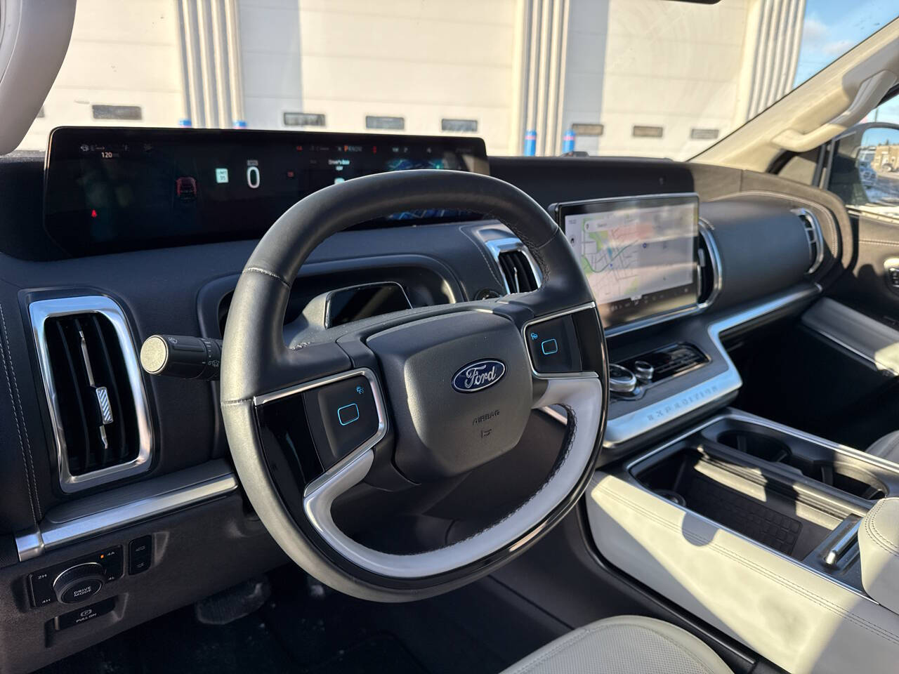 2025 Ford Expedition MAX Platinum 4x4 4dr SUV