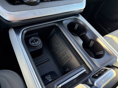 2025 Ford Expedition MAX Platinum 4x4 4dr SUV