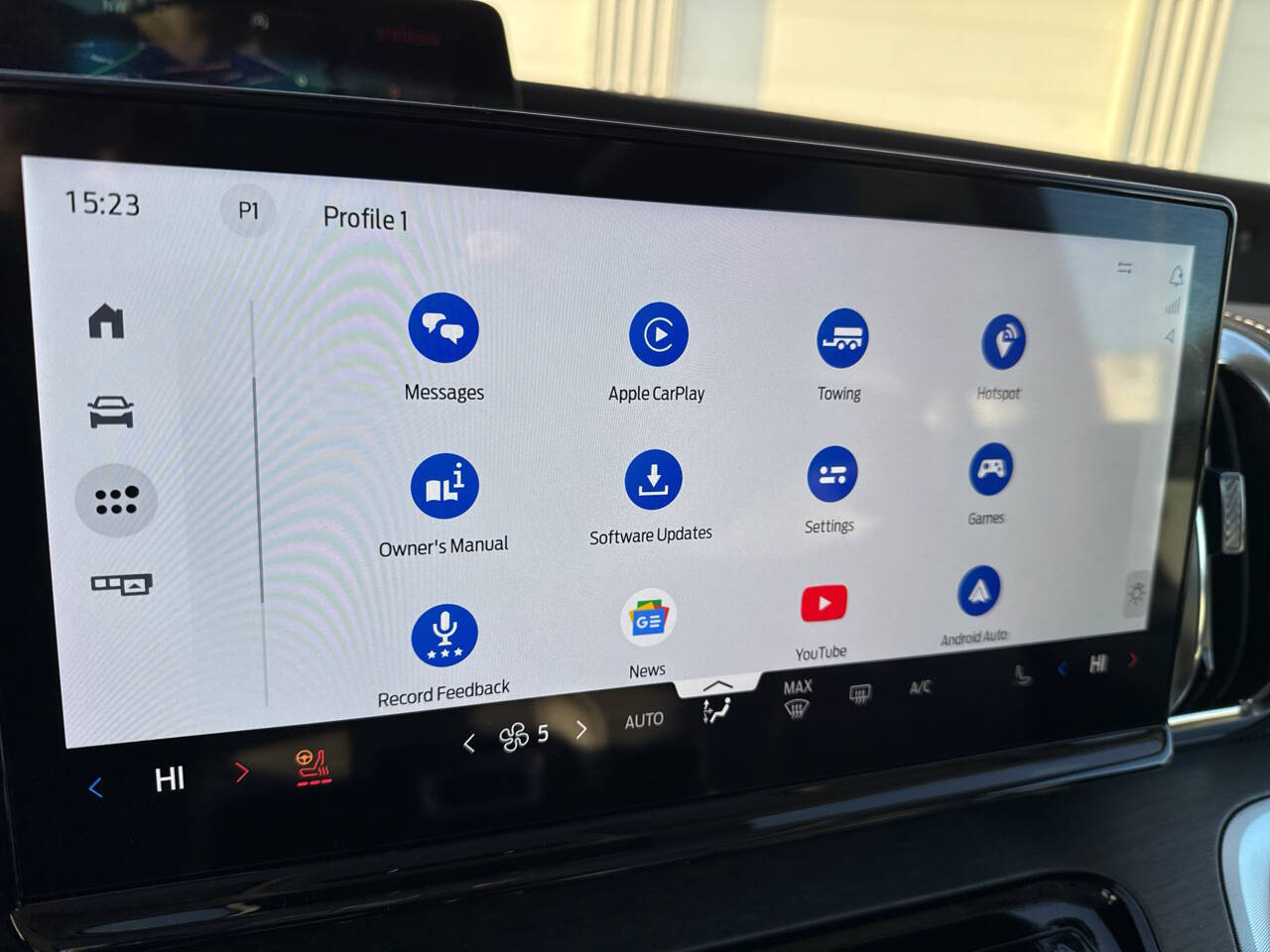 2025 Ford Expedition MAX Platinum 4x4 4dr SUV