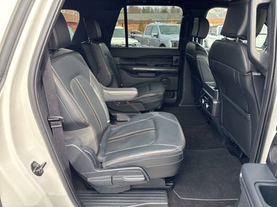 2023 Ford Expedition MAX Platinum 4x4 4dr SUV