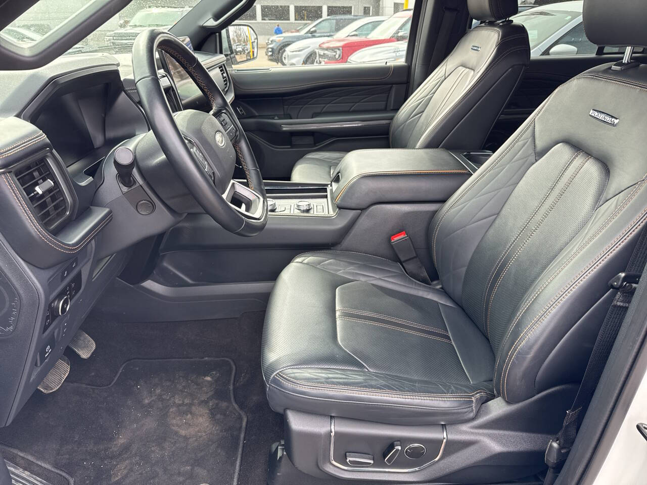 2023 Ford Expedition MAX Platinum 4x4 4dr SUV