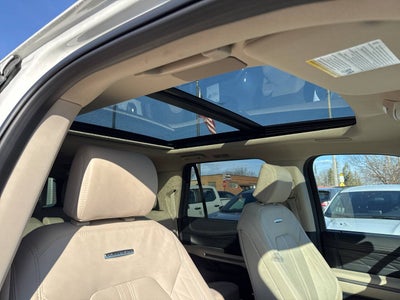 2024 Ford Expedition MAX Platinum 4x4 4dr SUV