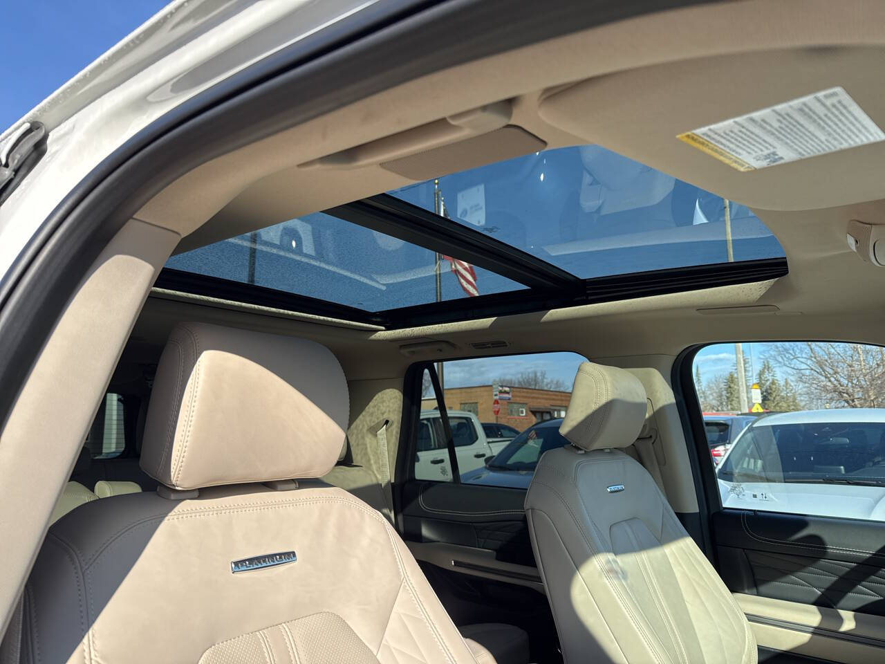 2024 Ford Expedition MAX Platinum 4x4 4dr SUV