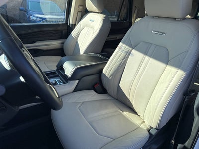 2024 Ford Expedition MAX Platinum 4x4 4dr SUV