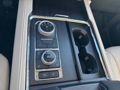 2024 Ford Expedition MAX Platinum 4x4 4dr SUV