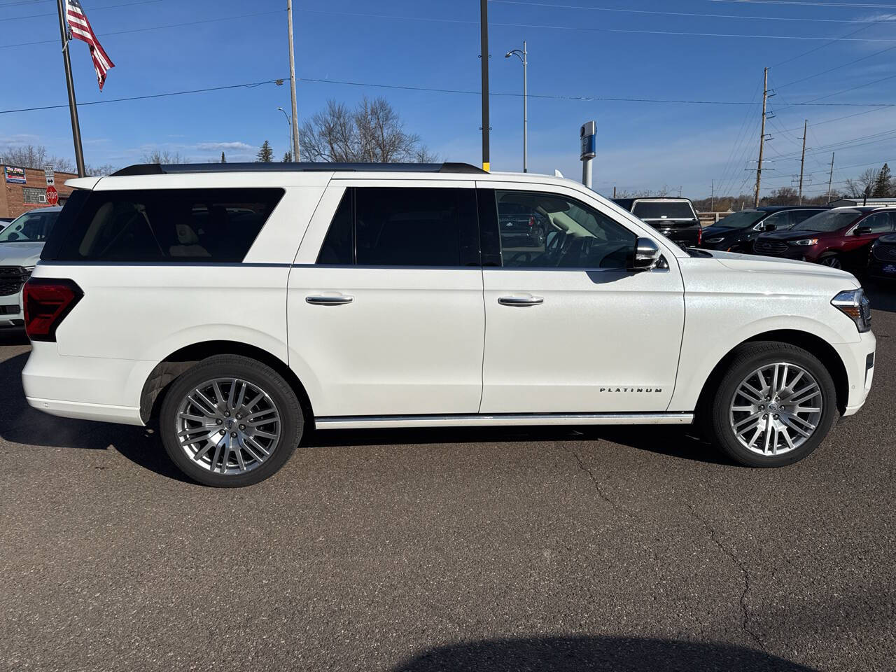 2024 Ford Expedition MAX Platinum 4x4 4dr SUV