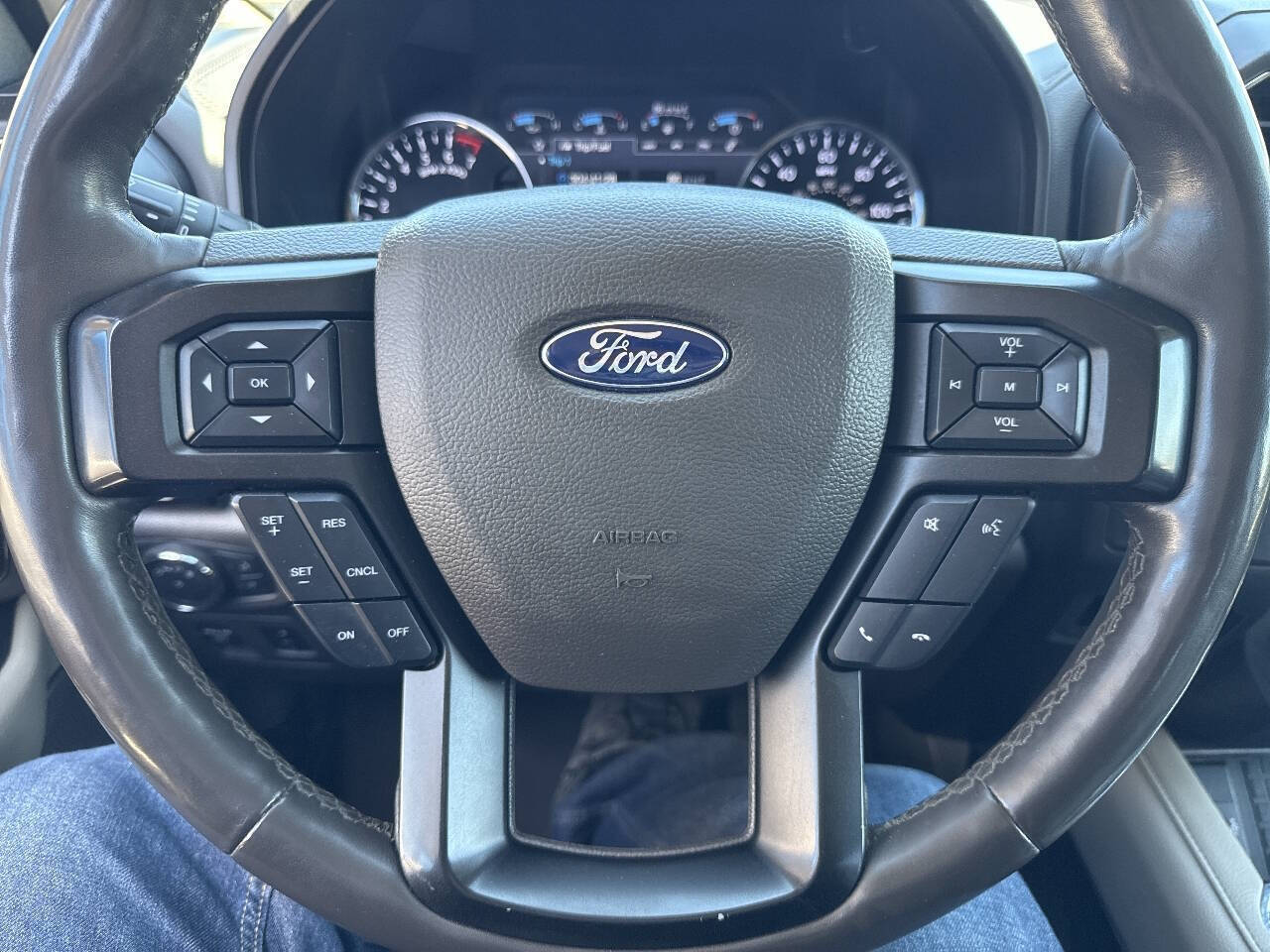 2019 Ford Expedition MAX Limited 4x4 4dr SUV
