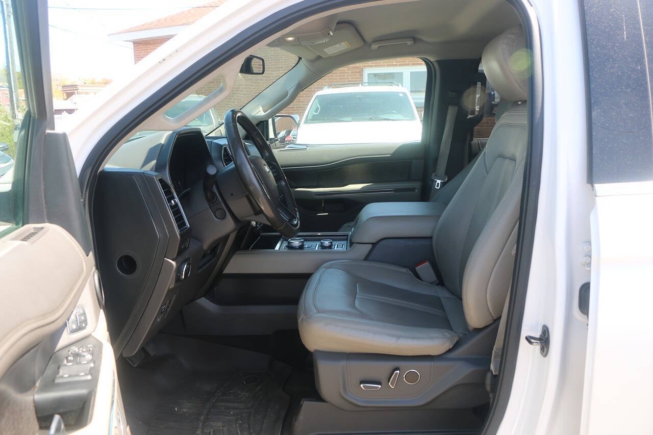2019 Ford Expedition MAX Limited 4x4 4dr SUV