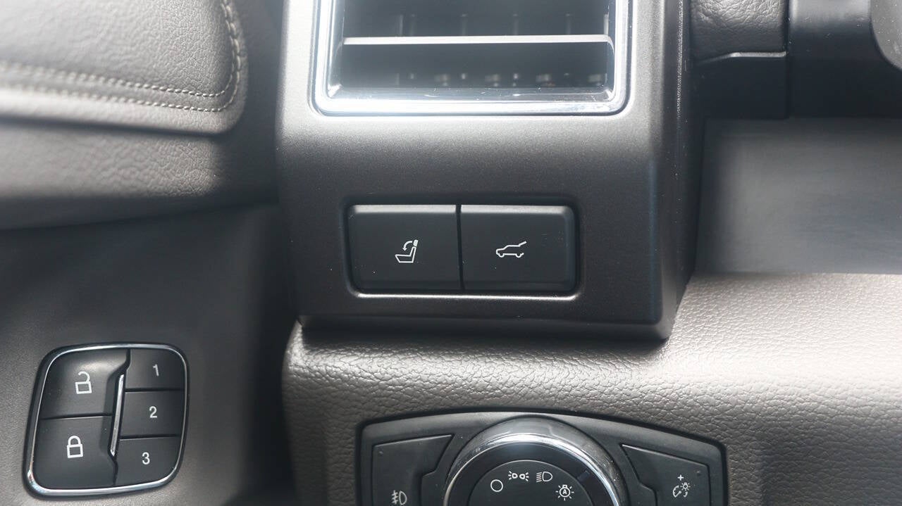 2019 Ford Expedition MAX Limited 4x4 4dr SUV
