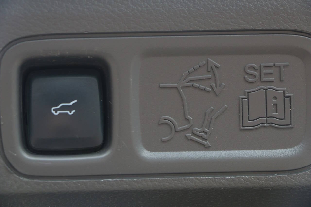 2020 Ford Expedition MAX Limited 4x4 4dr SUV