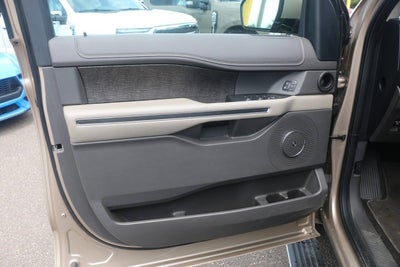 2020 Ford Expedition MAX Limited 4x4 4dr SUV