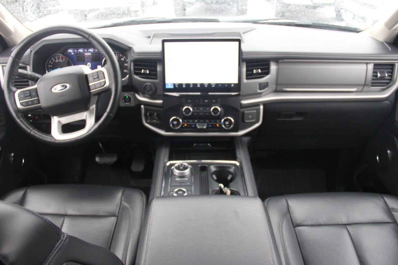 2024 Ford Expedition XLT 4x4 4dr SUV
