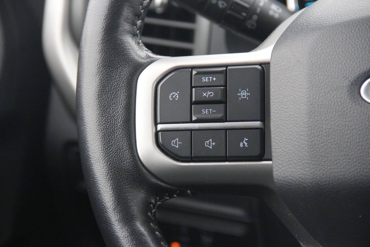 2024 Ford Expedition XLT 4x4 4dr SUV