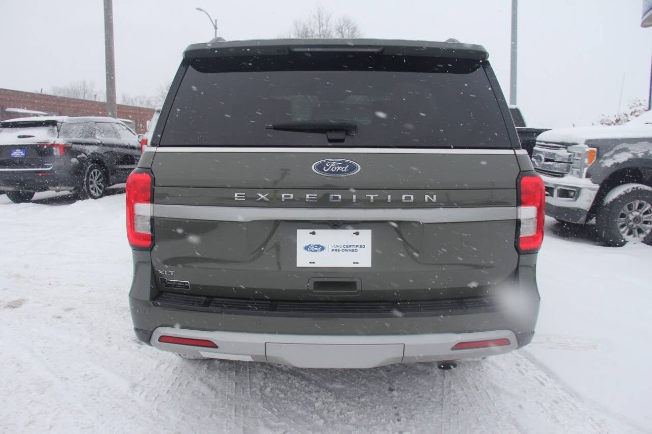 2024 Ford Expedition XLT 4x4 4dr SUV