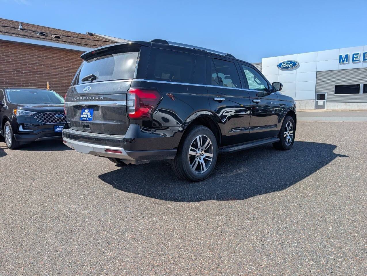 2024 Ford Expedition Limited 4x4 4dr SUV