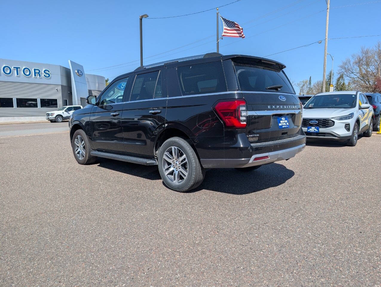 2024 Ford Expedition Limited 4x4 4dr SUV