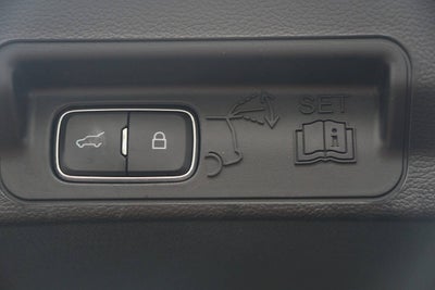2023 Ford Explorer XLT AWD 4dr SUV