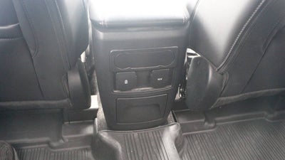 2023 Ford Explorer XLT AWD 4dr SUV