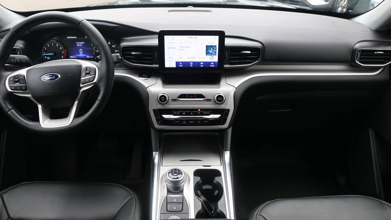 2023 Ford Explorer XLT AWD 4dr SUV