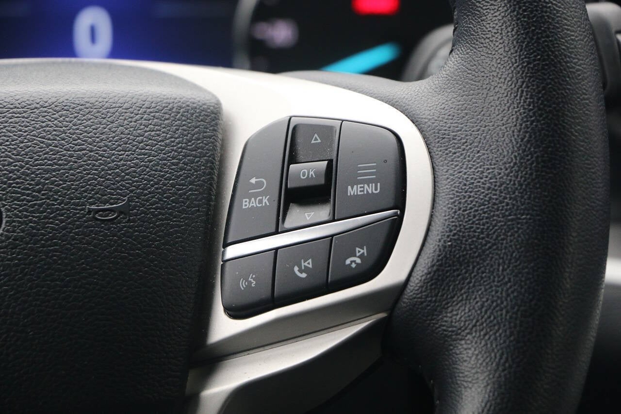 2023 Ford Explorer XLT AWD 4dr SUV