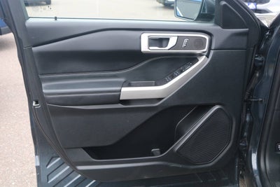 2023 Ford Explorer XLT AWD 4dr SUV