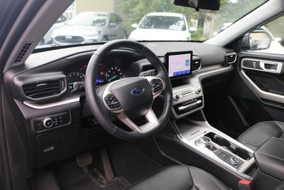 2023 Ford Explorer XLT AWD 4dr SUV