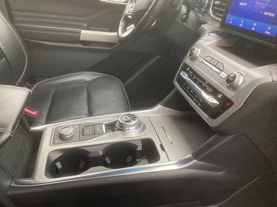 2020 Ford Explorer XLT AWD 4dr SUV