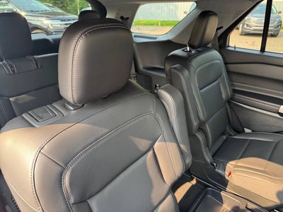 2021 Ford Explorer XLT AWD 4dr SUV