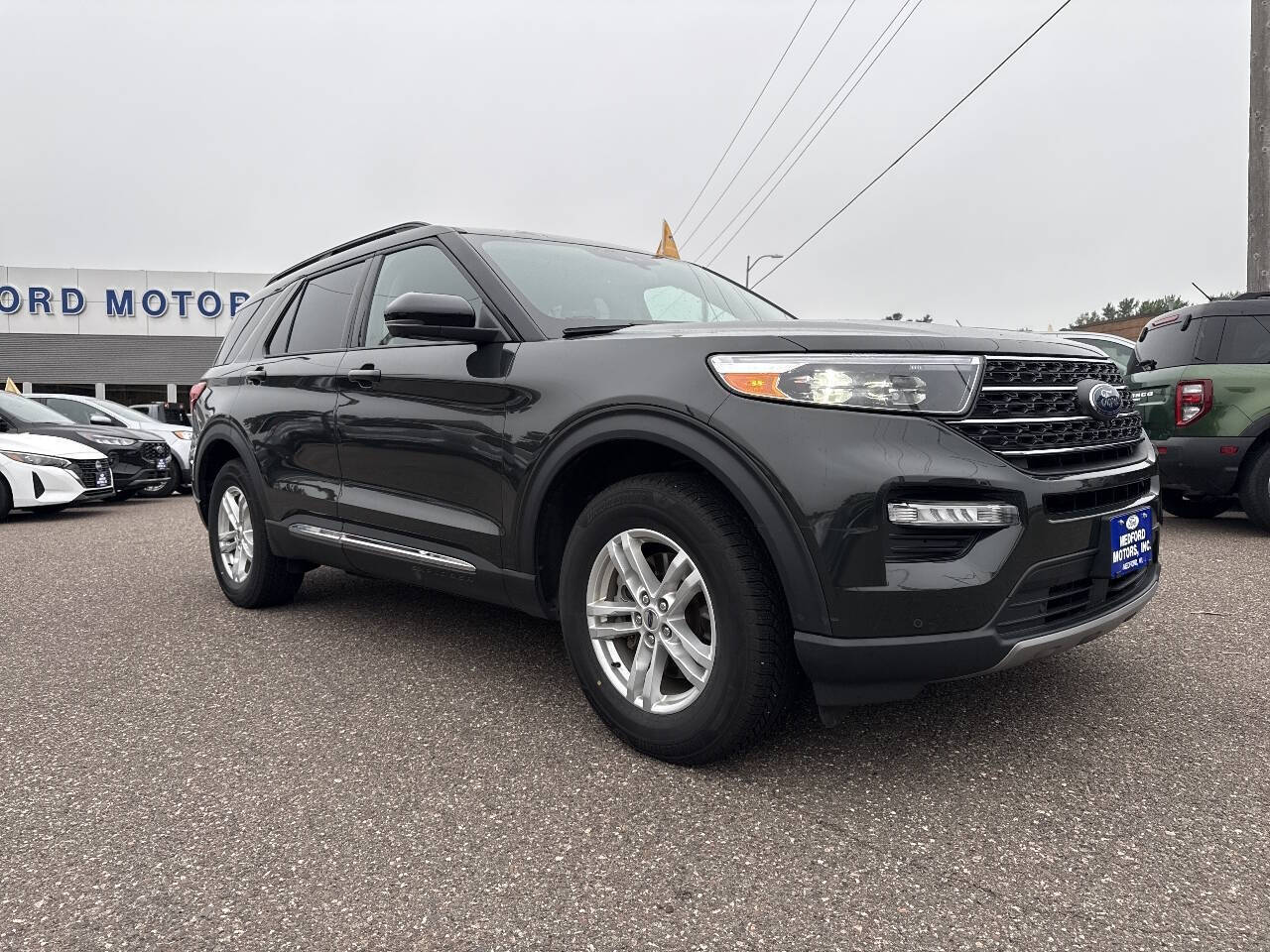 2023 Ford Explorer XLT AWD 4dr SUV