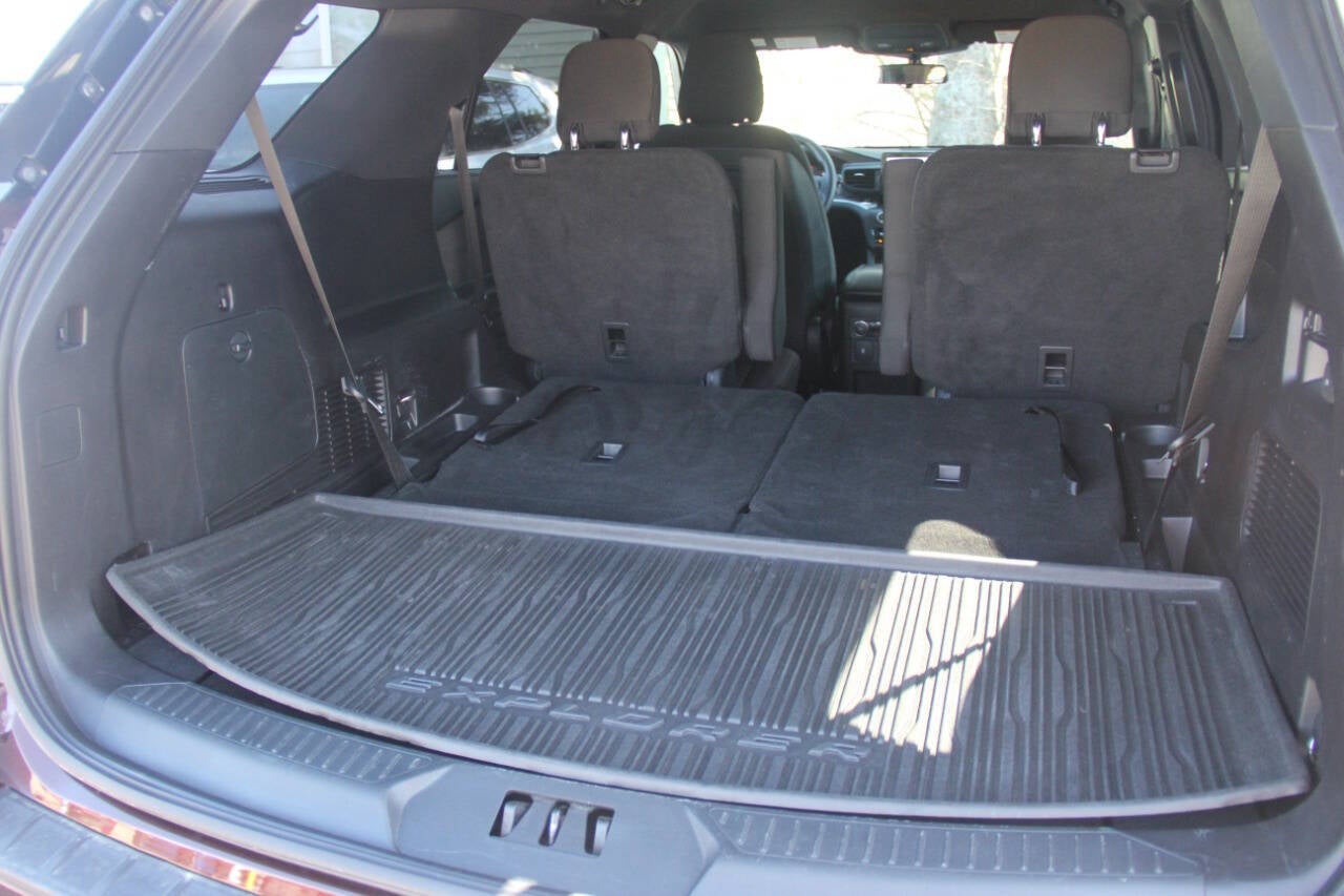 2020 Ford Explorer XLT AWD 4dr SUV